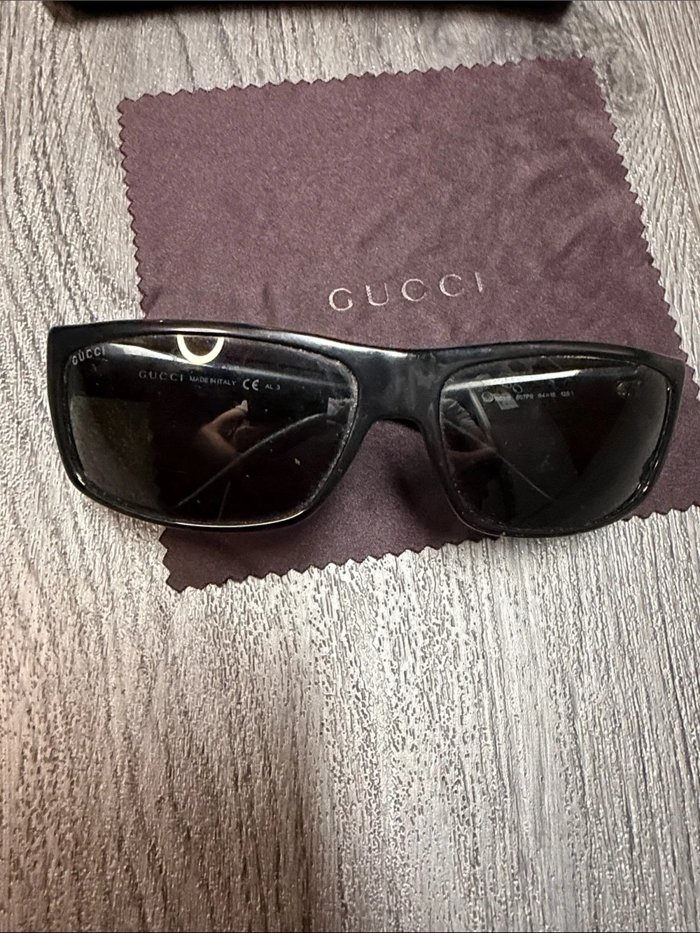 Gucci men sunglasses